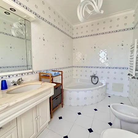 Casa Vasco - Family House Near Arrifana *